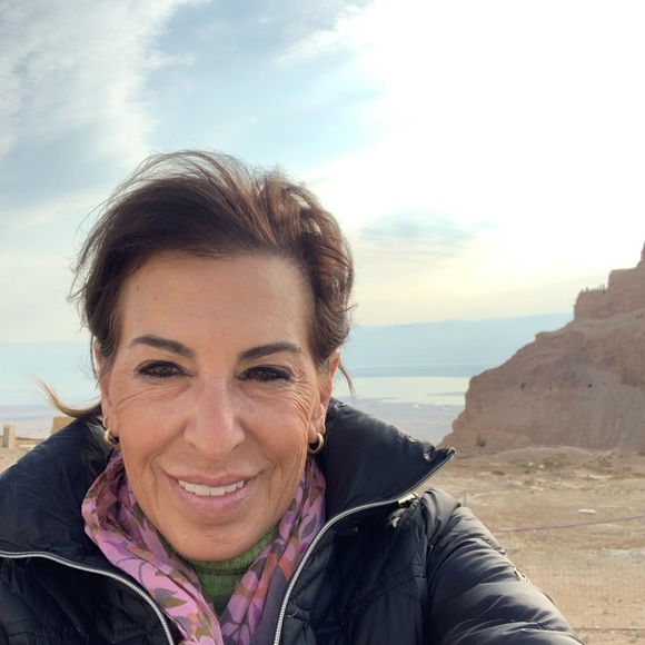 Meet your Posher, Ruth - Picture 2 of 2